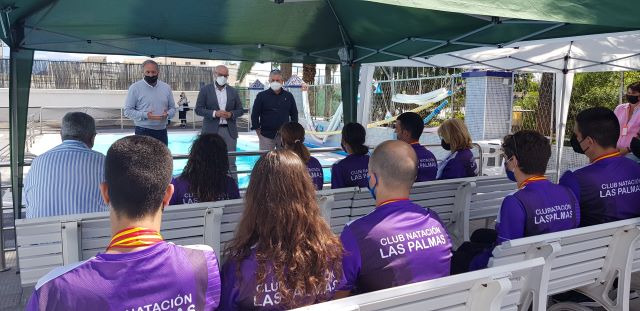 01 1 210503 Visita y reconocimiento a la natación adaptada del CN Las Palmas 13