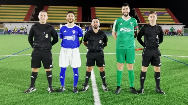 Capitanes y trió arbitral 6-3-2020