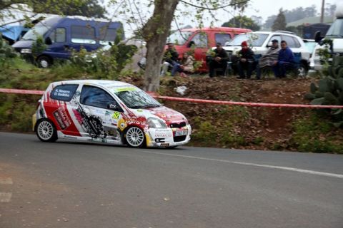 Mala suerte para Acor&aacute;n y Omar cuando iban bien en el rallye