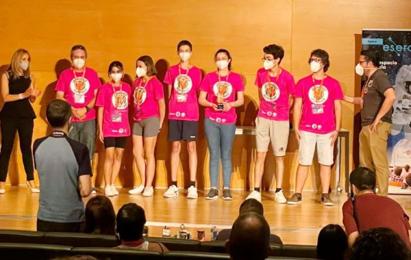 El IES Viera y Clavijo obtiene el Premio a la Misión Científica más Destacada en la competición nacional CanSat-21