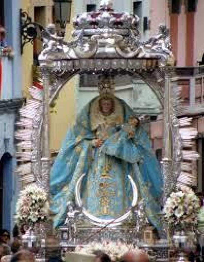 Guía: Día Principal de las Fiestas Patronales en honor a La Virgen.