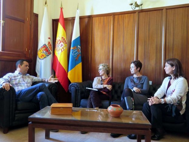 Gu&iacute;a: Reuni&oacute;n con el Cabildo sobre Igualdad y Violencia de Genero