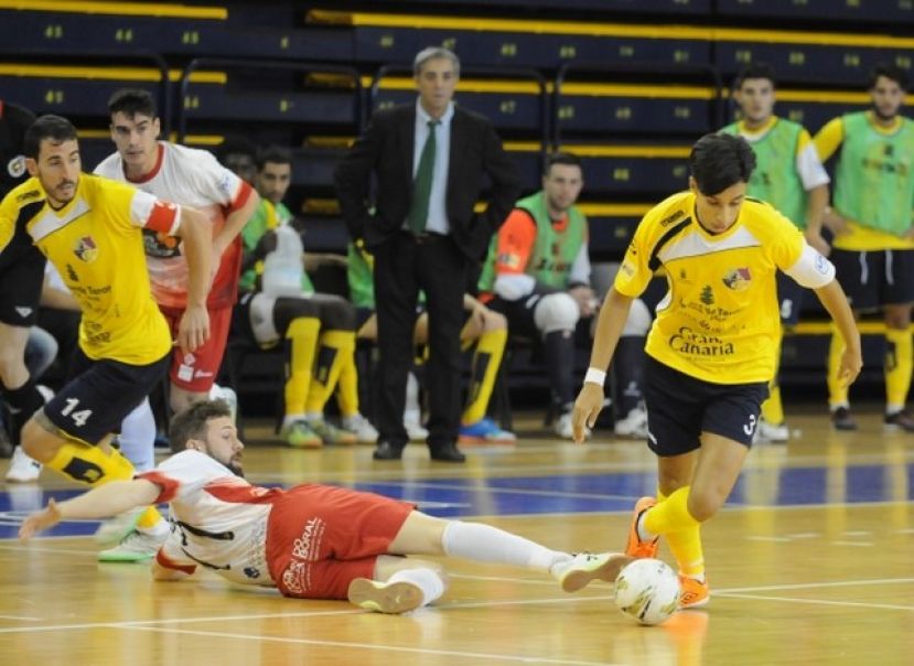 Fútbol Sala play-off ascenso 1ª División: El Gran Canaria arranca golpeando duro (7-1)