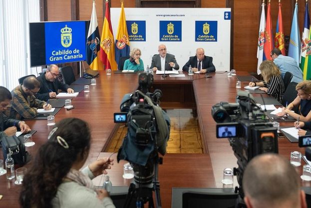 El Cabildo denuncia que el Gobierno canario discrimina a Gran Canaria con la menor renta per c&aacute;pita de Canarias y pide al Parlamento que rechace las cuentas