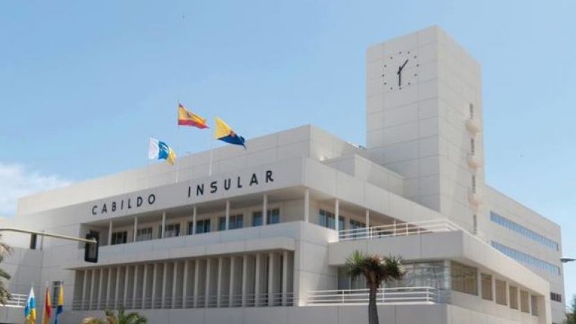 PP y Cs en el Cabildo piden que se utilice el 20% del super&aacute;vit autorizado por el Estado