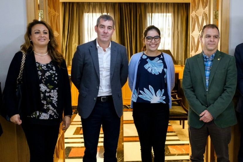 Clavijo recibe a Carla García, ganadora del Certamen de Juventud en Voluntariado