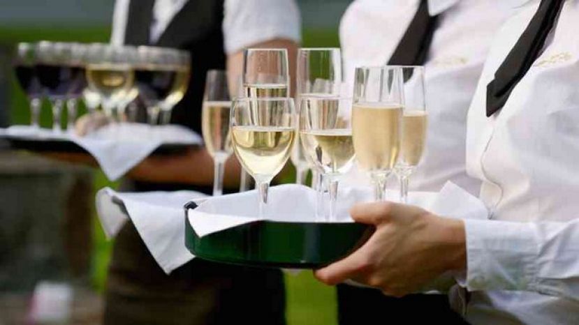 Guía: Plazas disponibles para los cursos de &#039;Servicio Bar y Cafetería&#039;