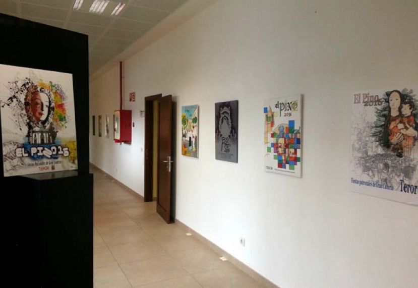 Teror: Se exponen las obras presentadas al concurso del Cartel de la Fiesta del Pino