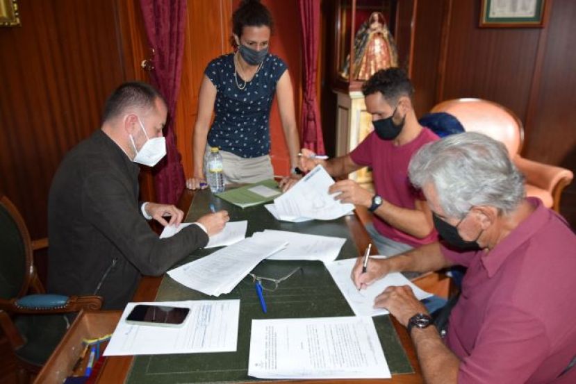 Gáldar: Firma de convenio para la ampliación de la calle Marmolejos