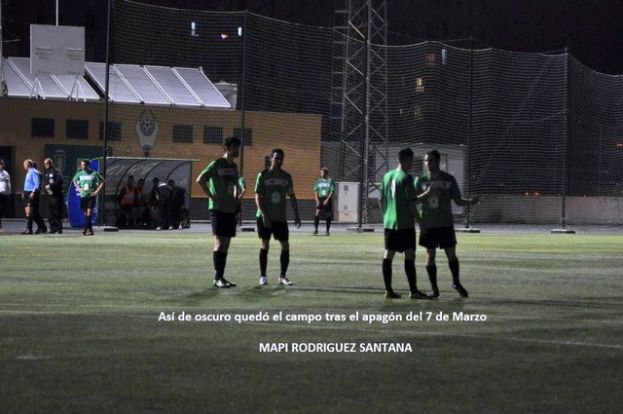 Preferente: La AD Huracán y la UD Teror reanudan este martes el partido suspendido por el apagón