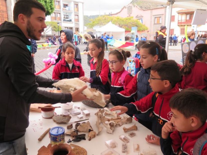 Gu&iacute;a: Cerca de un millar de alumnos en el 6&ordm; Encuentro Escolar Ciudad de Gu&iacute;a