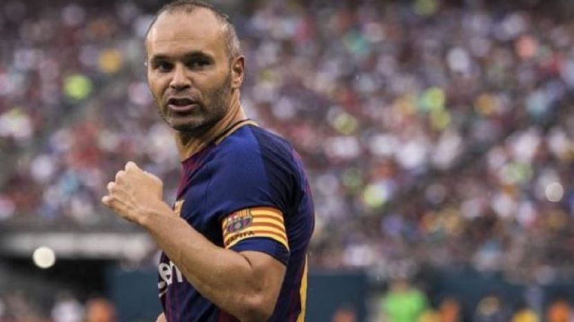 Iniesta se suma al "No me callo" contra los abusos a menores