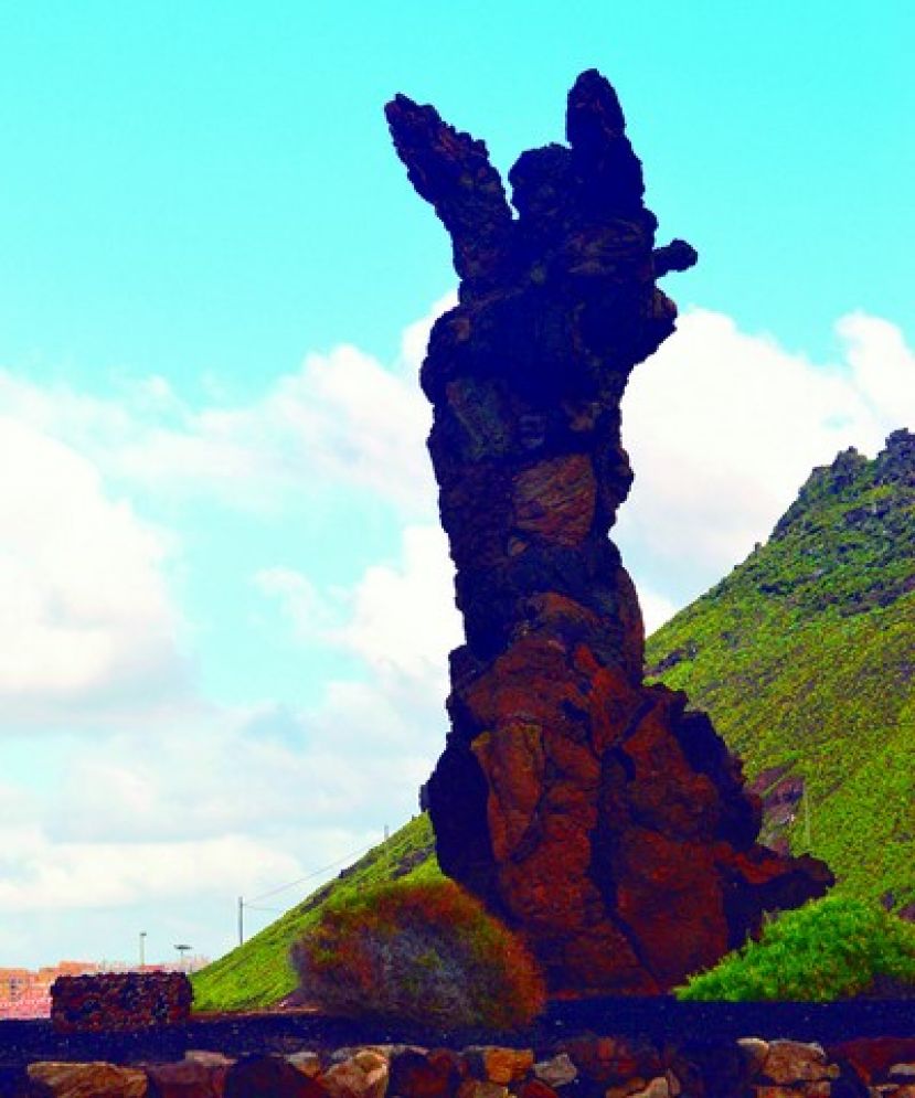 Expediente para declarar la escultura ‘El Atlante’ como Bien de Interés Cultural