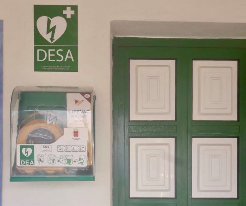 La Gomera: Culmina la instalaci&oacute;n de desfibriladores en los seis municipios