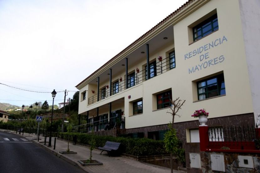 La Residencia de Mayores y Centro de D&iacute;a de Valleseco celebra su fiesta de Navidad