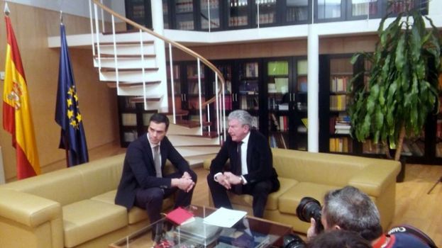 Pedro Quevedo dice que la agenda canaria estar&aacute; en el programa de Gobierno de Pedro S&aacute;nchez