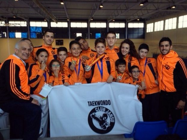 Taekwondo: Canarias regresa cargada de medallas de Benicassim