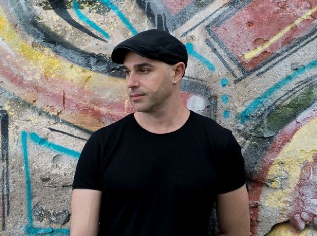 El novelista Carlos Ortega Vilas protagoniza un encuentro con los Clubes de Lectura de la Biblioteca Insular del Cabildo