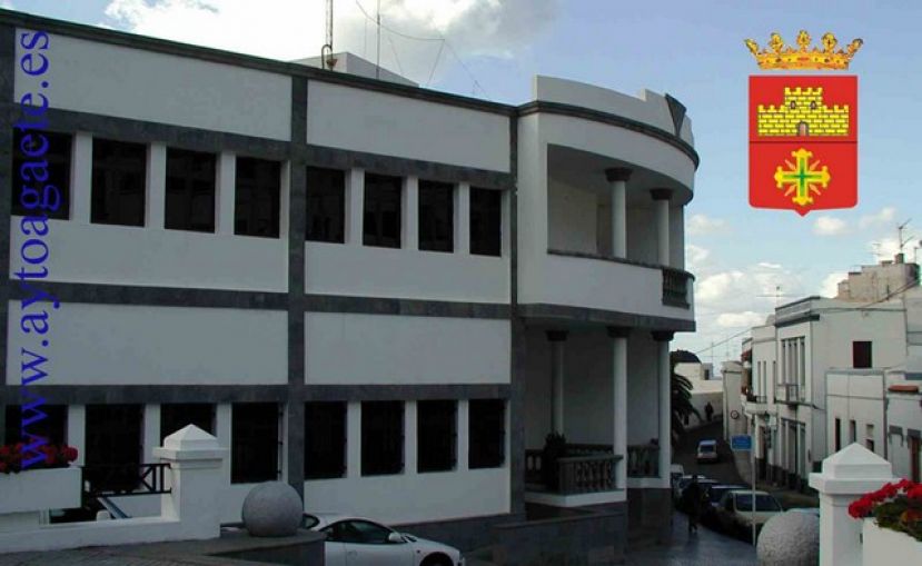 Minuto de silencio en Agaete por las v&iacute;ctimas del edificio de Los Cristianos