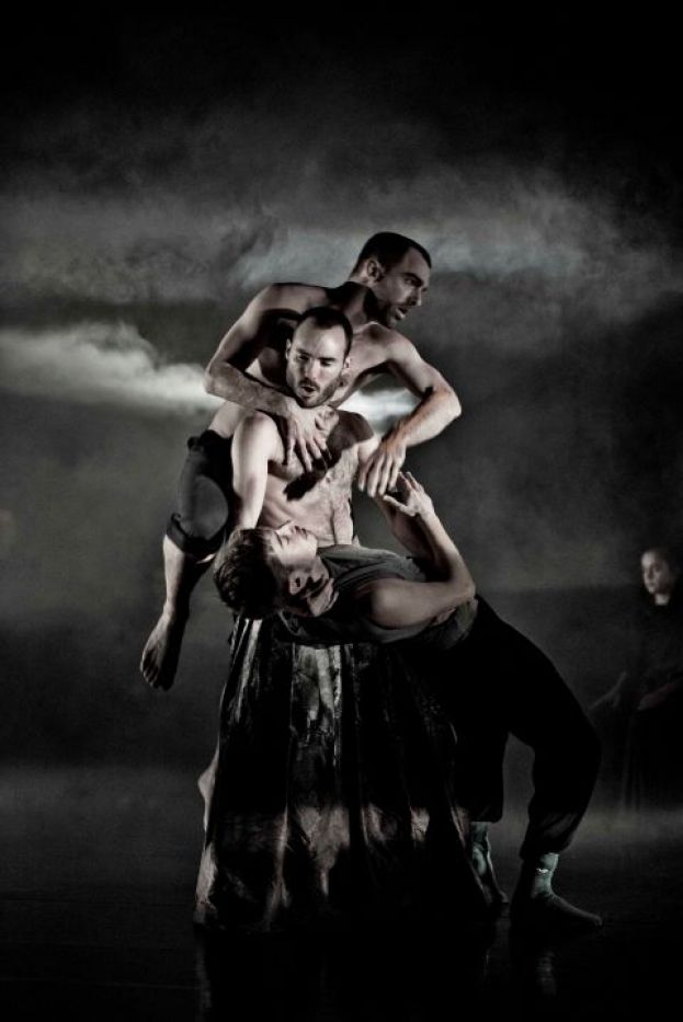 EL CUY&Aacute;S RECIBE AL &Uacute;LTIMO PREMIO MAX A LA MEJOR COREOGRAF&Iacute;A