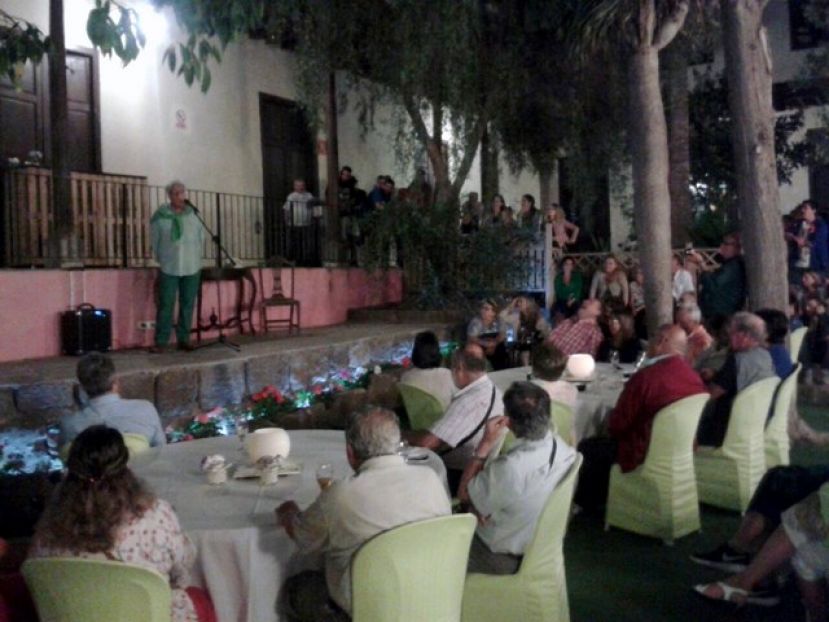 Guía: Excelente acogida del público en el arranque del Concurso de Monólogos