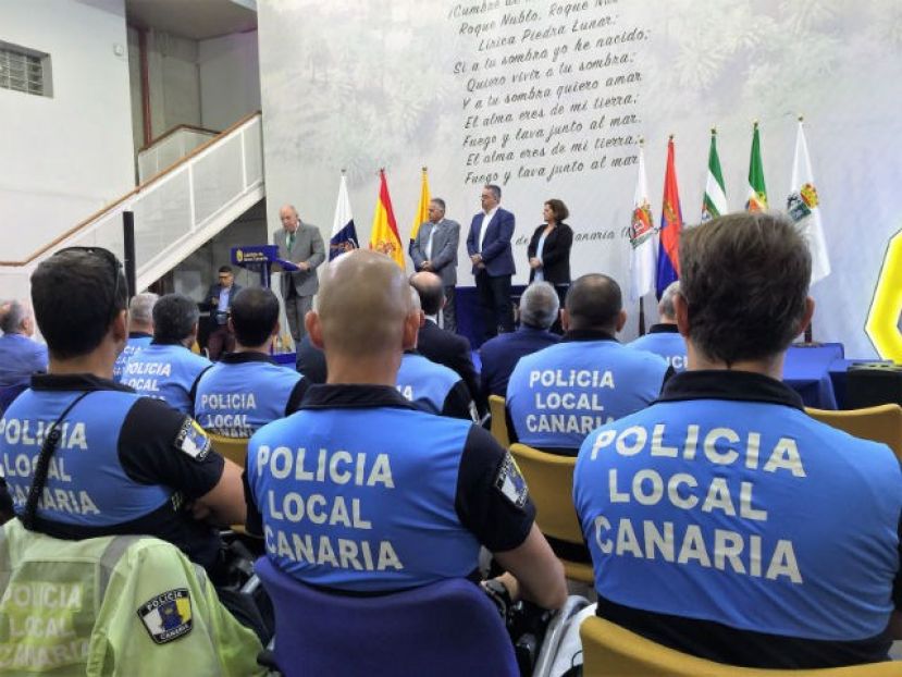 20 Polic&iacute;as locales reciben el certificado de formaci&oacute;n en inspecci&oacute;n del transporte