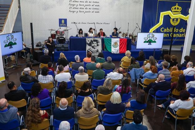 Los ind&iacute;genas otom&iacute;s de M&eacute;xico muestran en Gran Canaria su lucha por salvar su Bosque Sagrado del Agua de ser arrasado por una autopista