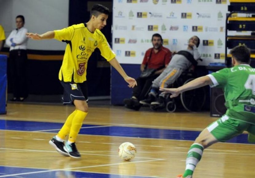Frente el Barça B, un gran triunfo del Gran Canaria Colegios Arenas (2-4)