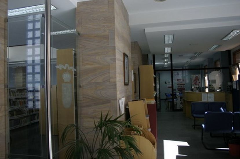 Guía: Se ha instalado 5 nuevos equipos informáticos en la Biblioteca Municipal