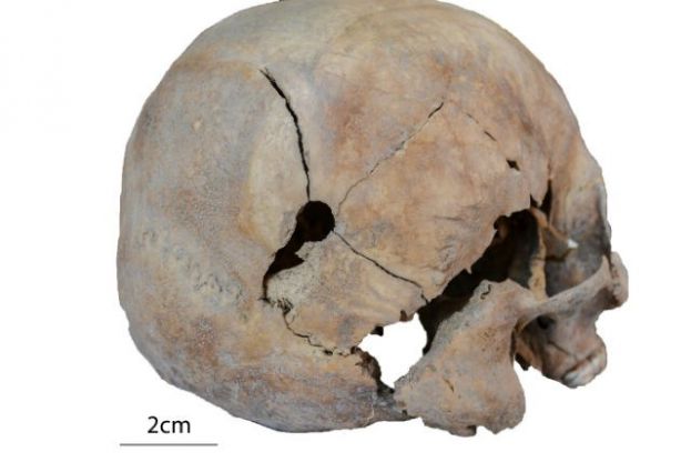 Hallados restos de 12 personas y cr&aacute;neos con impacto de bala en el Pozo de Tenoya