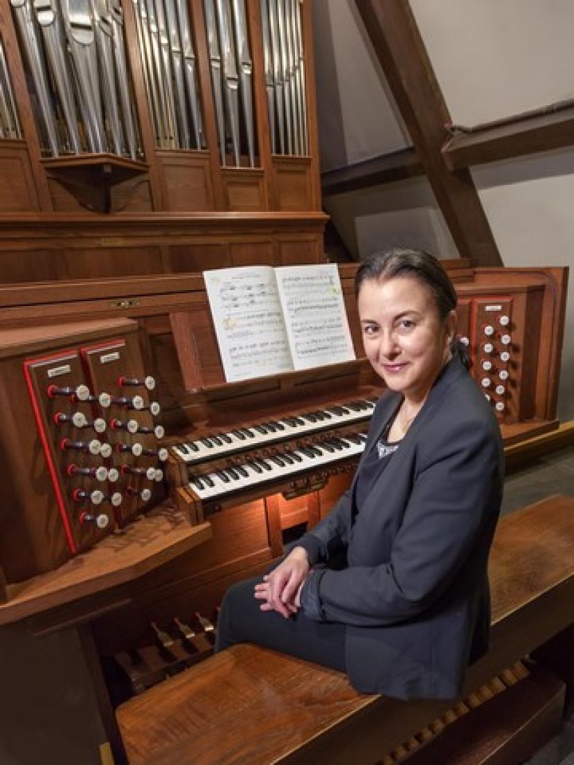 MARIE-BERNADETTE OFRECE UN CONCIERTO EN EL &Oacute;RGANO DE LA IGLESIA DE SAN VICENTE FERRER DE VALLESECO