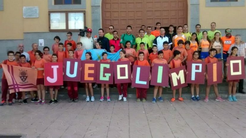 Más de 17.000 escolares han participado en el recorrido de la Antorcha