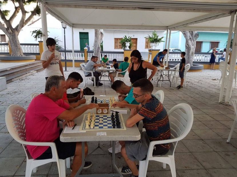 La Aldea: Victoria de Jos&eacute; Luis Rodr&iacute;guez Meli&aacute;n en Ajedrez