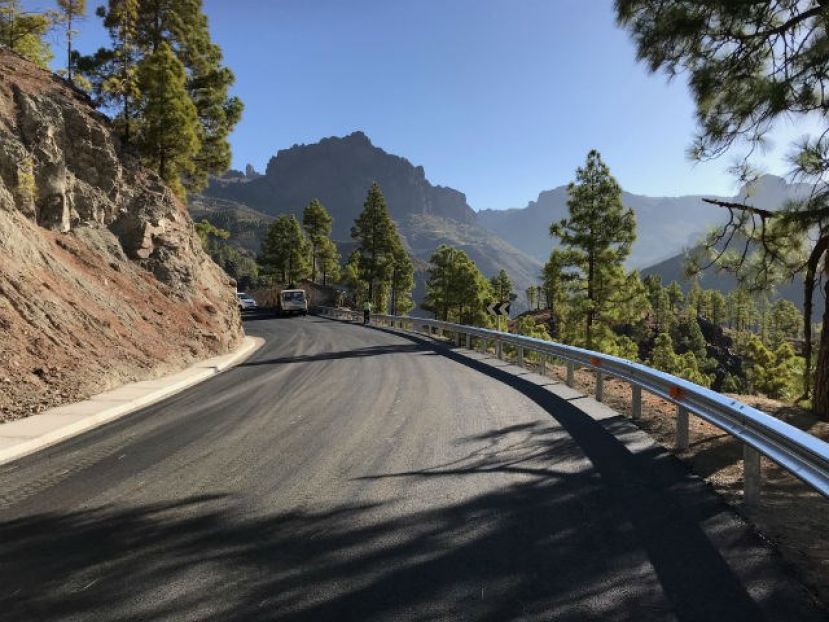 El Cabildo reabre la v&iacute;a que une Ayacata con Mog&aacute;n tras la reparaci&oacute;n del muro que se desplom&oacute; a finales de junio