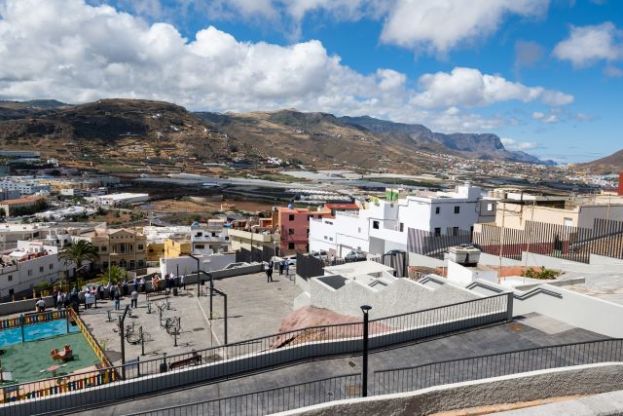 Gu&iacute;a: El mirador junto al nuevo parque urbano en Becerril ya es una realidad