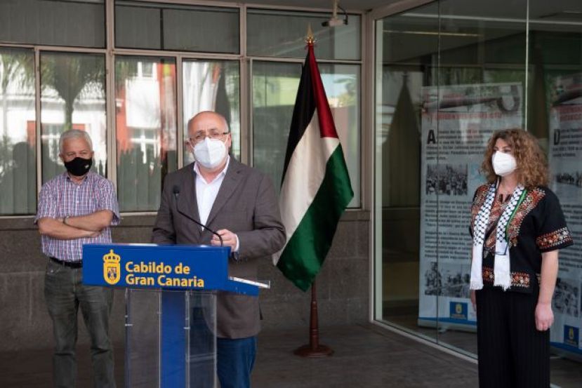 El Cabildo visibiliza la causa del pueblo palestino con un mural que clama “contra el olvido y la injusticia”