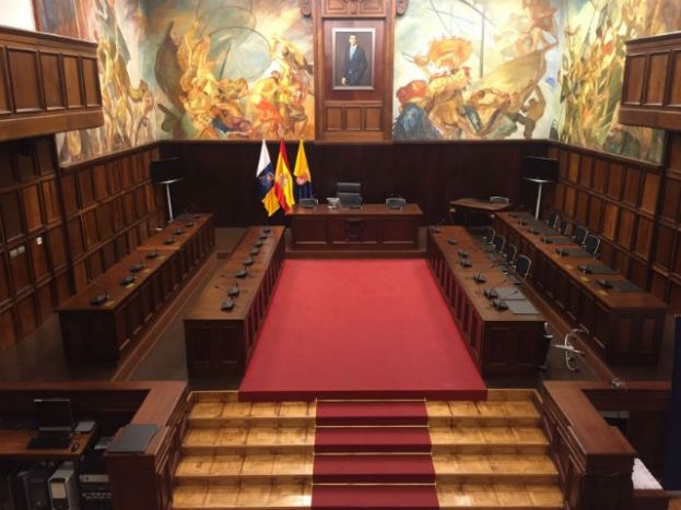 El rechazo a las declaraciones del presidente de Repsol se vota en el pleno