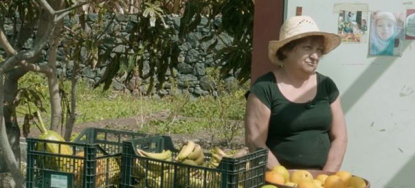 La Gomera: Trece mujeres gomeras protagonizan un vídeo del Cabildo