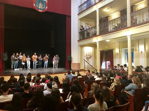 El papel de la mujer en la emigración a Cuba, bajo la mirada de estudiantes