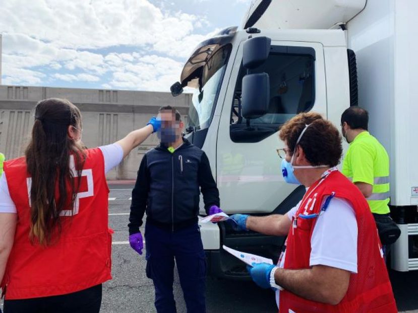 La Gomera: Controles de temperatura a todos los que llegan a puerto y aeropuerto