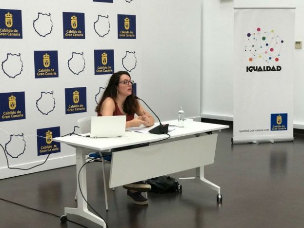 Alba Mareca rechaza que la igualdad sea una secci&oacute;n en la prensa