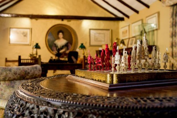 Los objetos ex&oacute;ticos de la colecci&oacute;n de Fernando Le&oacute;n y Castillo inspiran el taller infantil 'En busca de los tesoros de Oriente'