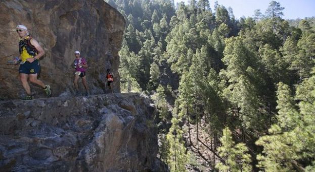 Samuel Ortega y Erika Blanco, vencedores de la VIII Artenara Trail HG