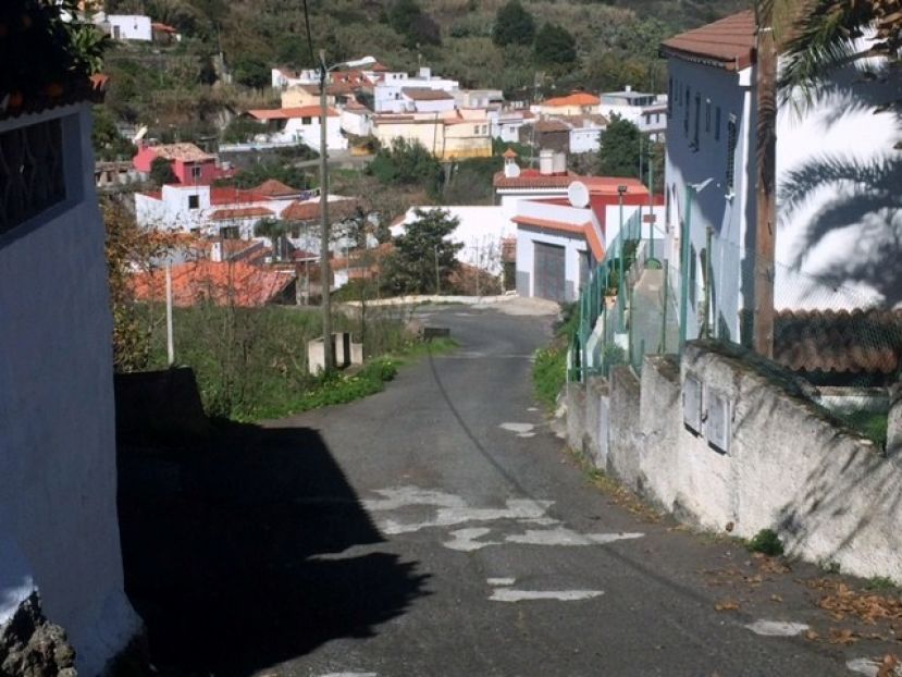 Valleseco saca a licitación obras de repavimentación