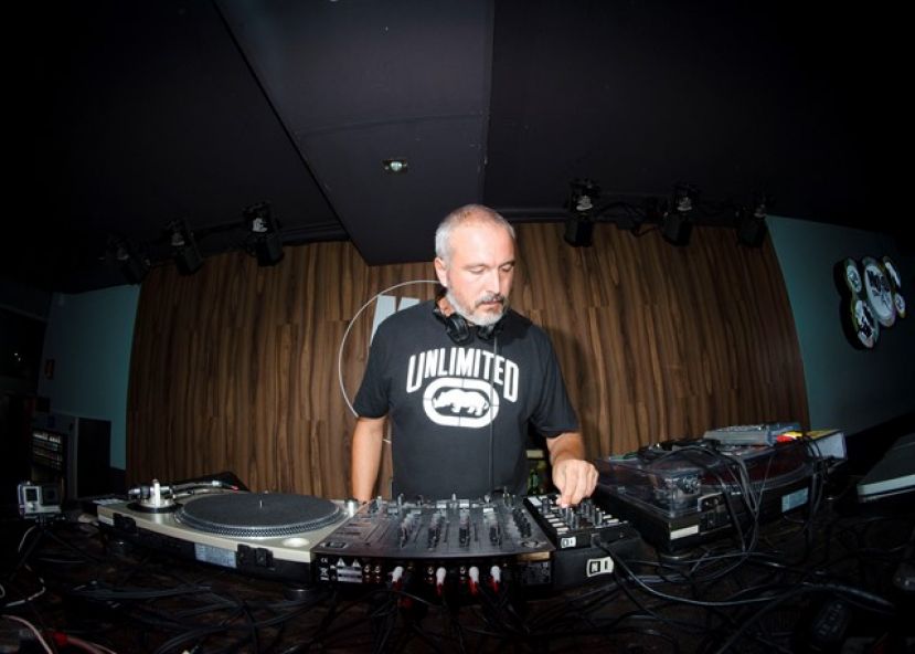 Curso sobre el software líder en el mundo de los Djs