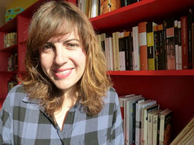 LA ESCRITORA Y PERIODISTA LAURA FERN&Aacute;NDEZ DESGRANA ANTE EL P&Uacute;BLICO LAS L&Iacute;NEAS MAESTRAS DE SU UNIVERSO LITERARIO