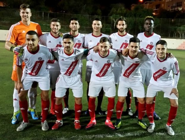 Primera Regional: El San Isidro se viene de vac&iacute;o en su visita al Hurac&aacute;n (3-1)