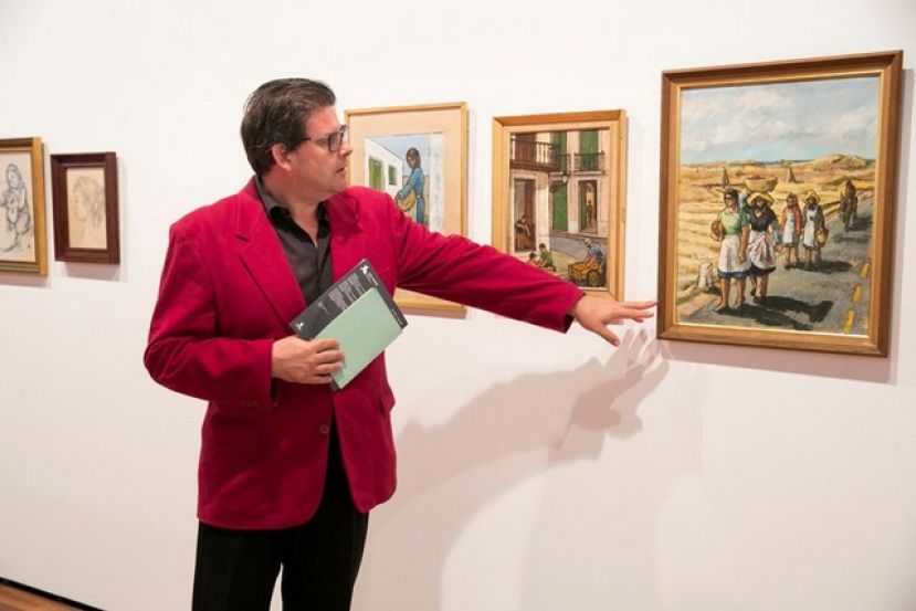 Jonathan Allen ofrece una visita guiada a la exposici&oacute;n &lsquo;Los pasos perdidos&rsquo; en San Mart&iacute;n