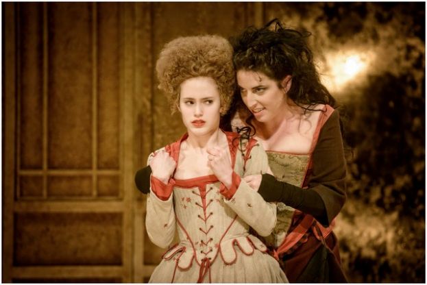 Premiada por la ADE la figurinista grancanaria Mar&iacute;a Araujo