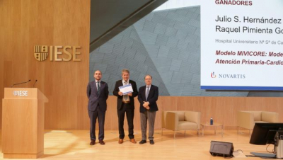 Cardiólogos de La Candelaria reciben el Premio Novartis-IESE por implantar un sistema online en pacientes crónicos